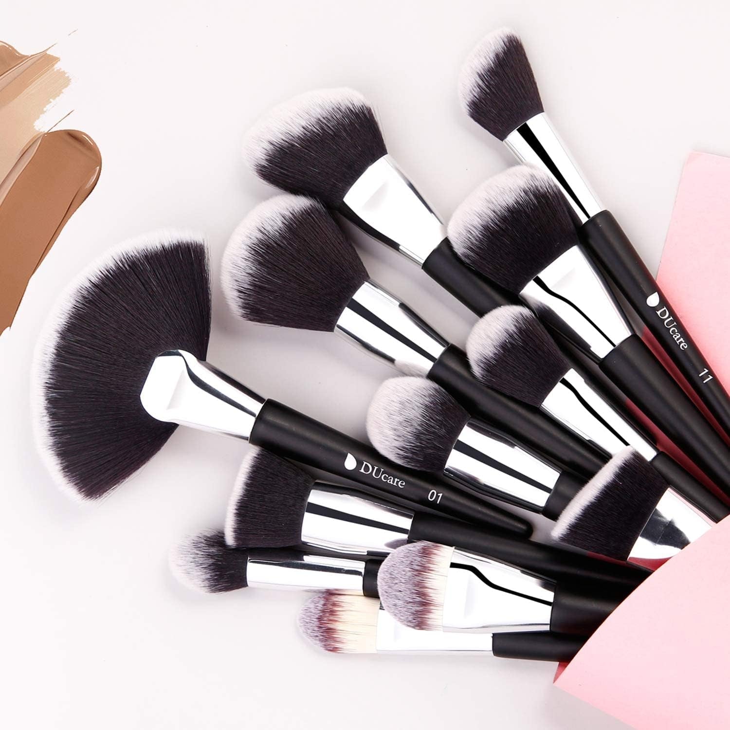 Premium 32-Piece Professional Makeup Brush Set - Synthetic Kabuki, Foundation, Blending, Face Powder, Blush, Concealer, and Eyeshadow Brushes
